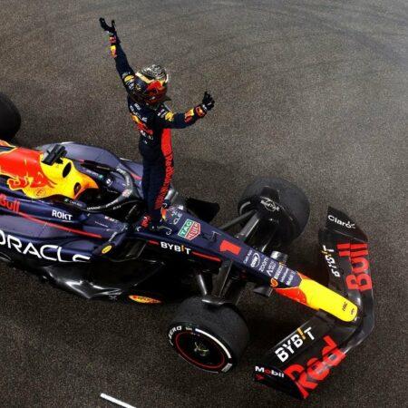 George Russell ovládl město hazardu. Verstappen mistrem světa F1