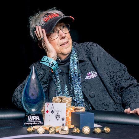 Poznejte ženu, která přepisuje poker
