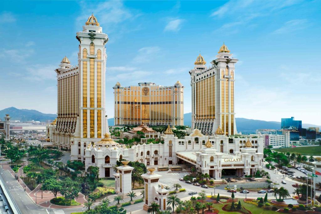 Macau hlásí prudký nárůst turistů z Číny. Kasina Galaxy a MGM China zaznamenávají rekordní tržby.