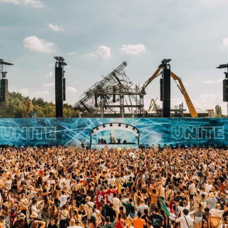 Tomorrowland 2025 zachráněn, Metallica půjčila svou stage