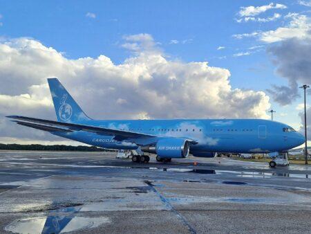 Drake přidal do svého Boeingu 767 300F prostor na hazardní hry