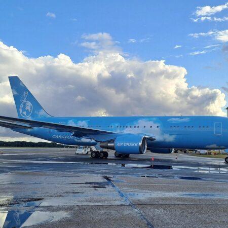 Drake přidal do svého Boeingu 767 300F prostor na hazardní hry