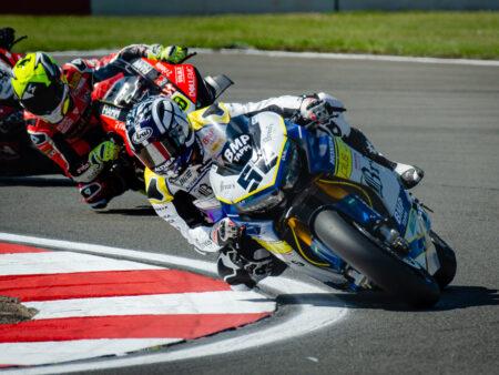 MotoGP Brno 2025. Márquez šokoval v dešti, návrat Martina dojal fanoušky!