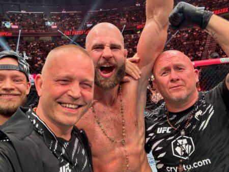 Svět žasne: Jiří Procházka tvrdě ukončil Rountreeho ve Vegas
